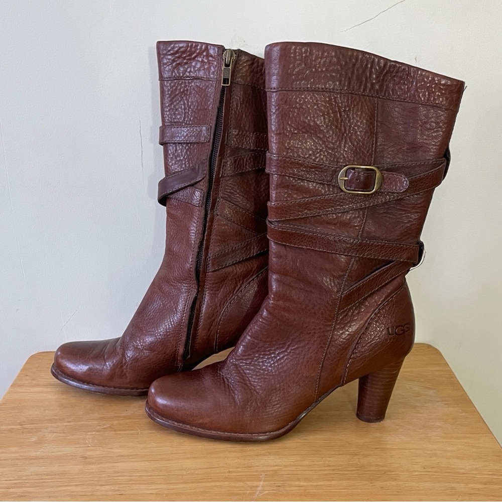 UGG Women's Chestnut Brown Pebbled Leather Heeled Boots, Size 8 - Picture 2 of 14